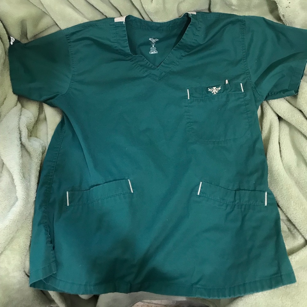 Med Couture Women’s Medical Scrub Top